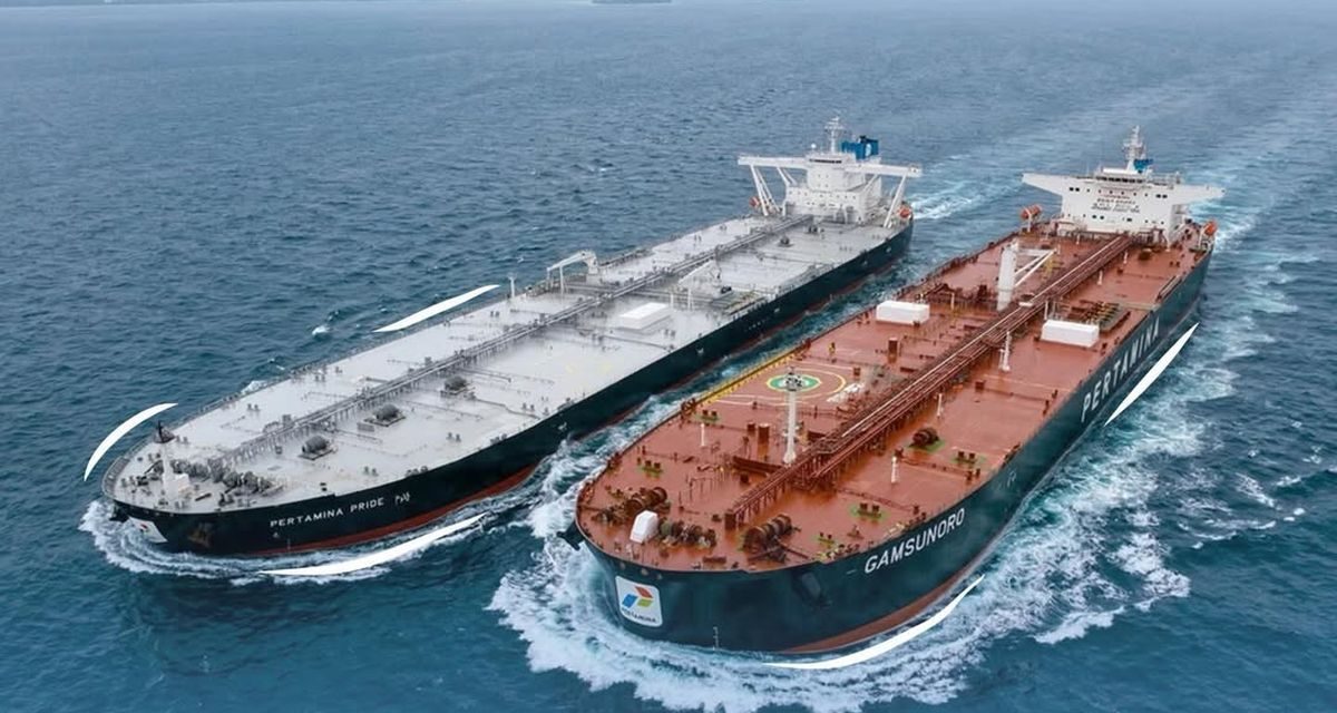 Dua Kapal Pertamina Tertahan Blokade Militer Amerika Serikat