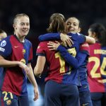 Barcelona Femení Pesta Gol, Amankan Tiket Semifinal