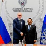 Menko Bahlil Temui Menteri Energi Rusia, Negosiasi Impor Minyak