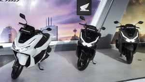 Honda PCX 160 Warna Baru Tampil Lebih Elegan Dan Eksklusif
