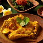 Ayam Betutu Gilimanuk: Teknik Memasak Lembut Hingga 12 Jam