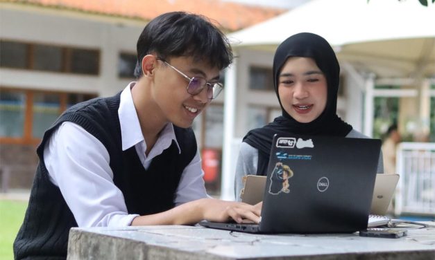 Kampus Swasta Yogyakarta Ujian Akhir Berbasis Proyek Kreatif
