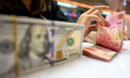 Kebijakan Hawkish AS Masih Jadi Ancaman Utama Rupiah