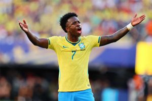 Vinicius Jr Menggila Borong Dua Gol, Brasil Melaju Mulus