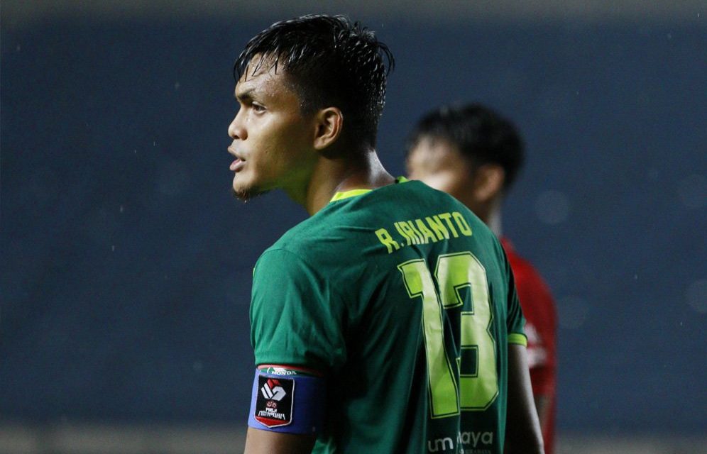 Penggawa Timnas Rachmat Irianto Resmi Menuju Dewa United