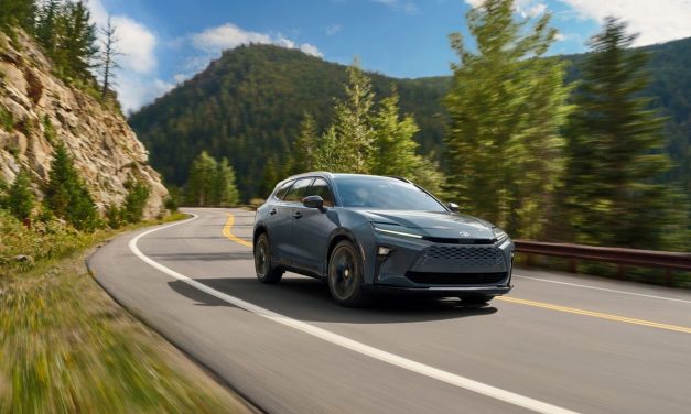 Toyota Rilis Crown Signia 2027 Berbekal Mesin Hybrid 243 HP