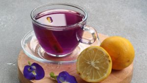 Honey Lemon Butterfly Pea: Minuman Bunga Telang Dan Lemon