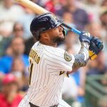 Pukulan Krusial Jackson Chourio Pimpin Brewers Bekuk Rays