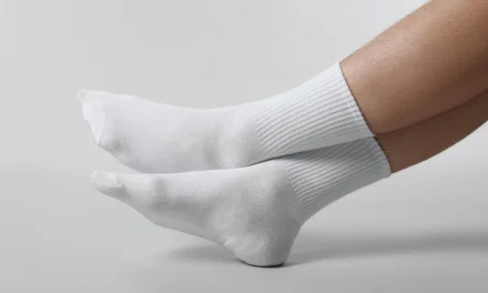Solusi Kaus Kaki Merosot Tanpa Perlu Beli Kaus Kaki Gel Baru